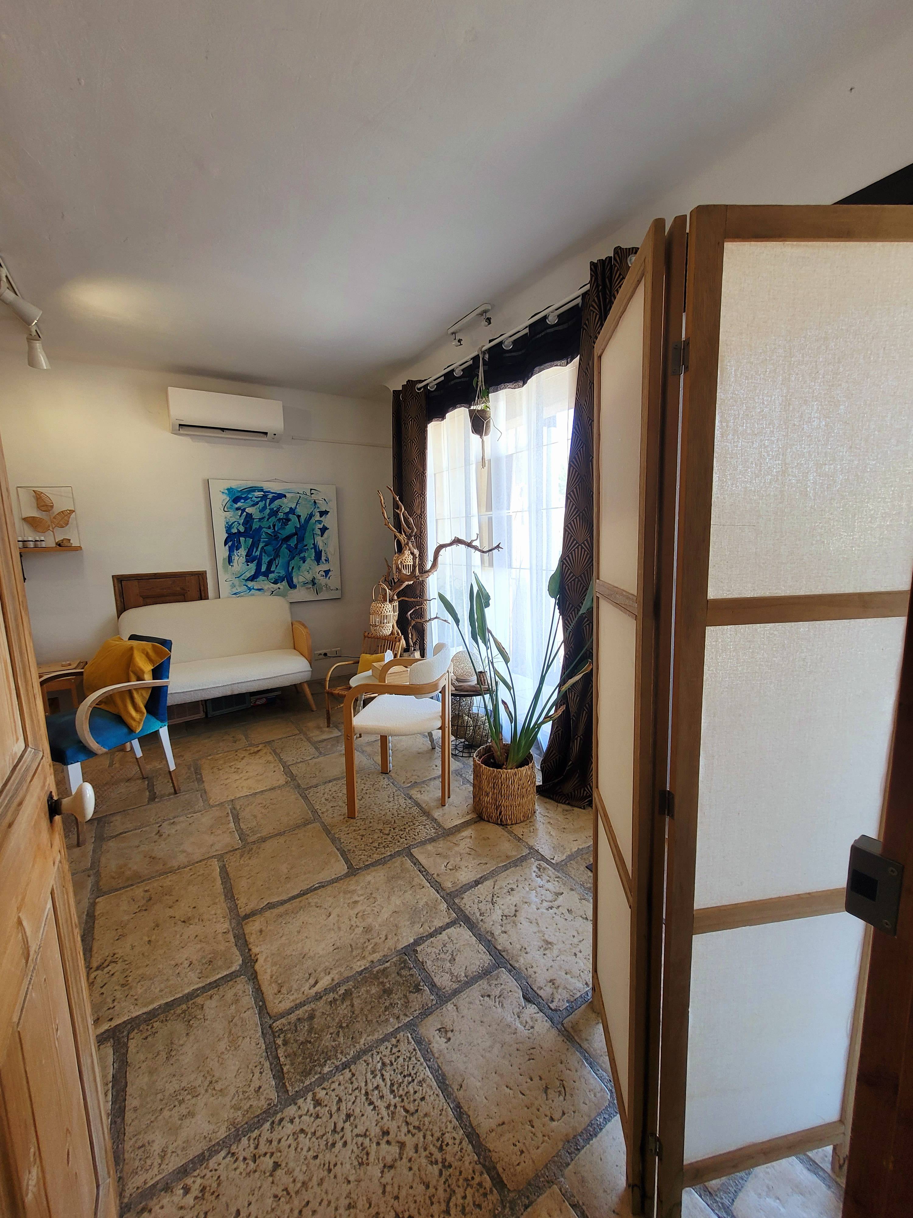 Cabinet Cabinet de Marie à Fayence - Photo 1