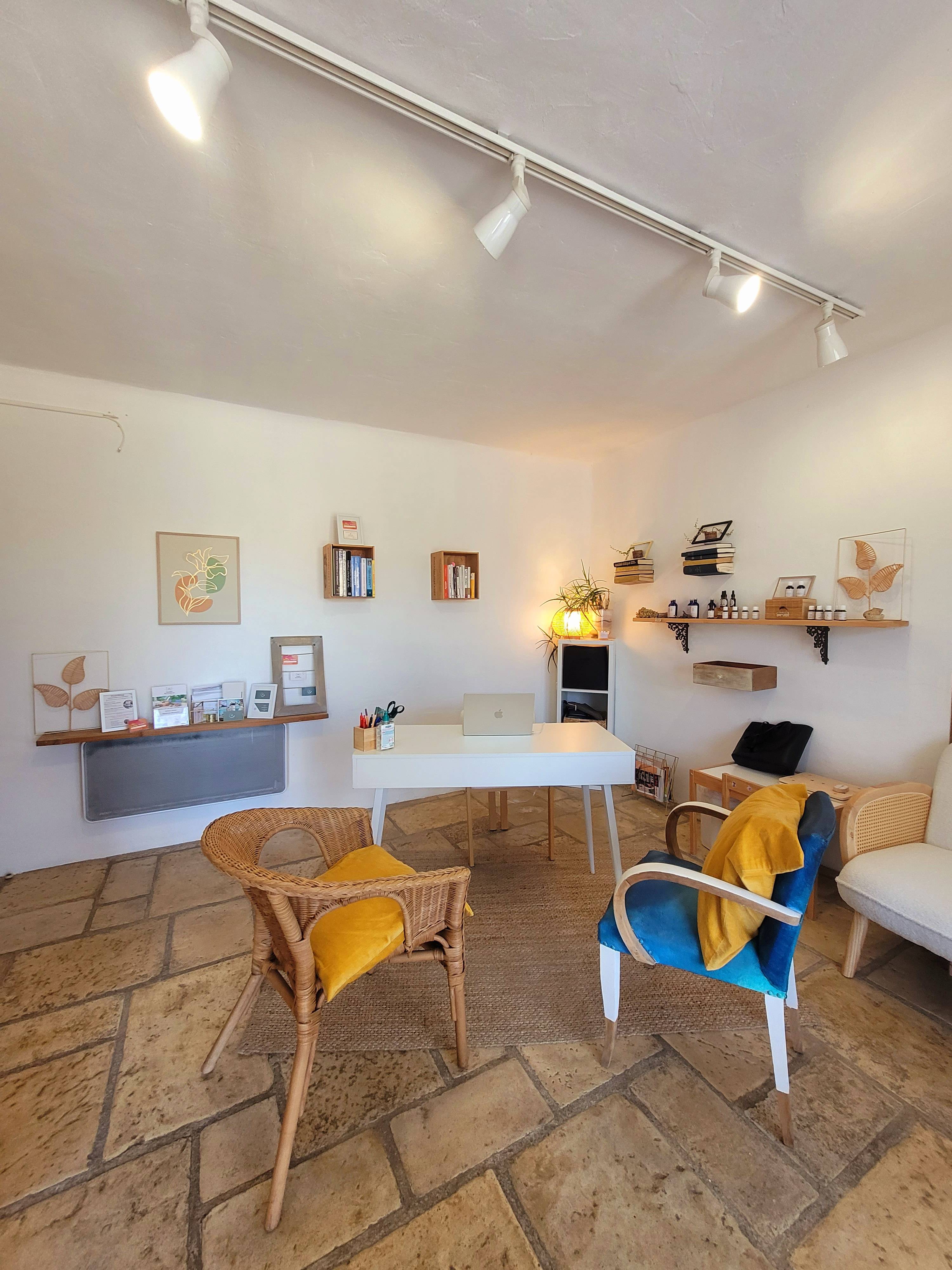 Cabinet Cabinet de Marie à Fayence - Photo 3