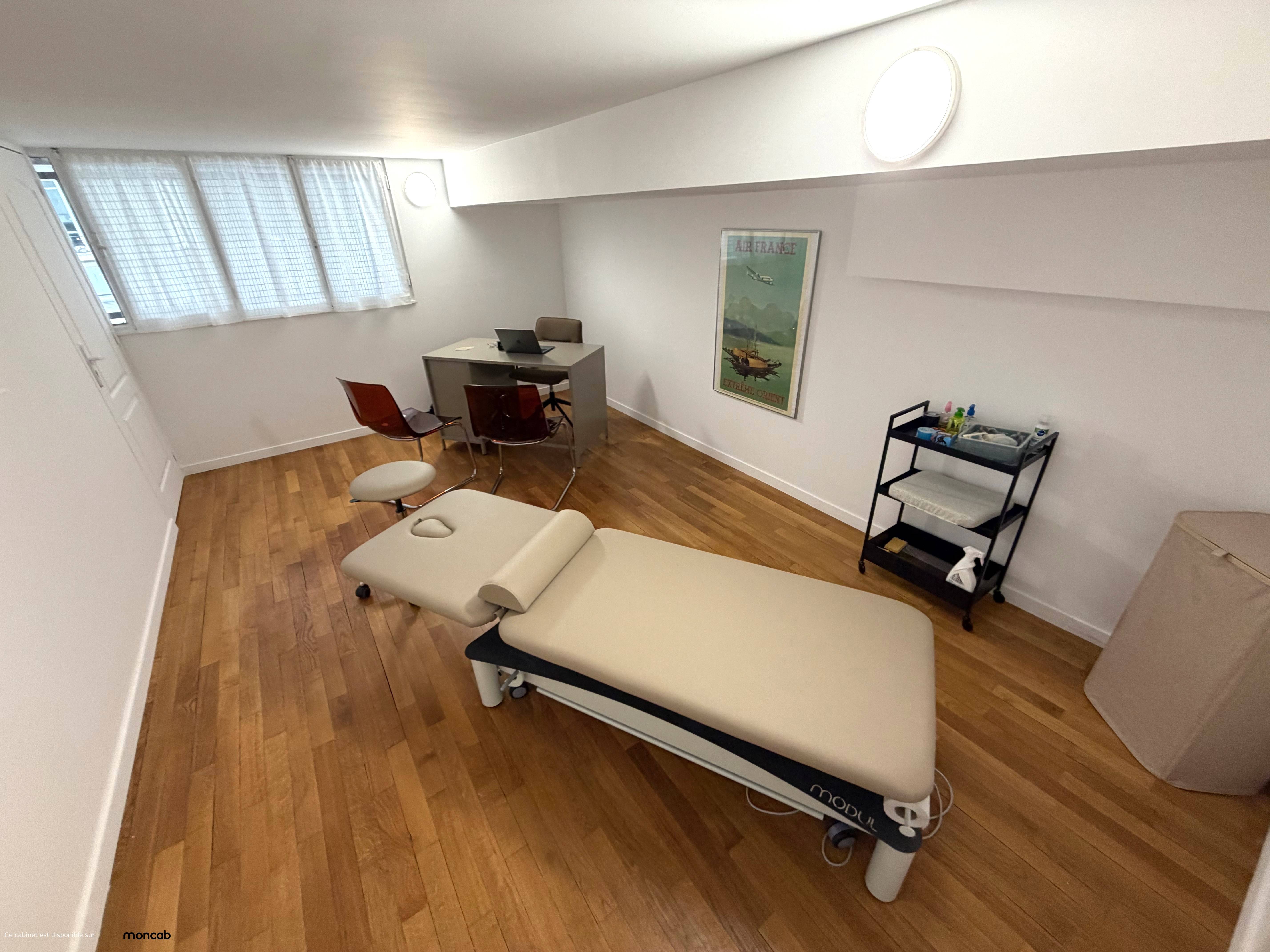 Cabinet Cabinet du sport - Clichy (92) - Photo 3