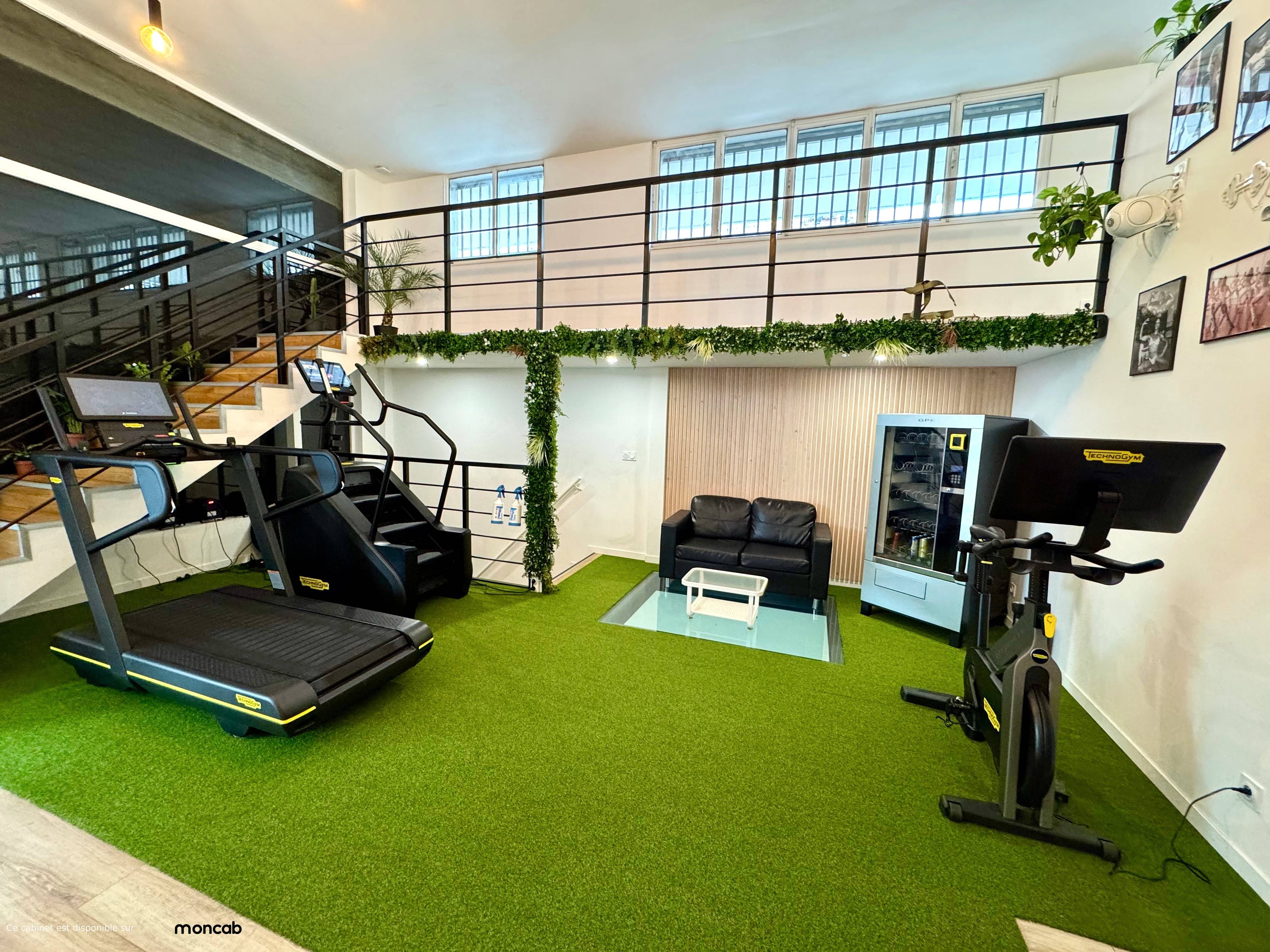 Cabinet Cabinet du sport - Clichy (92) - Photo 2