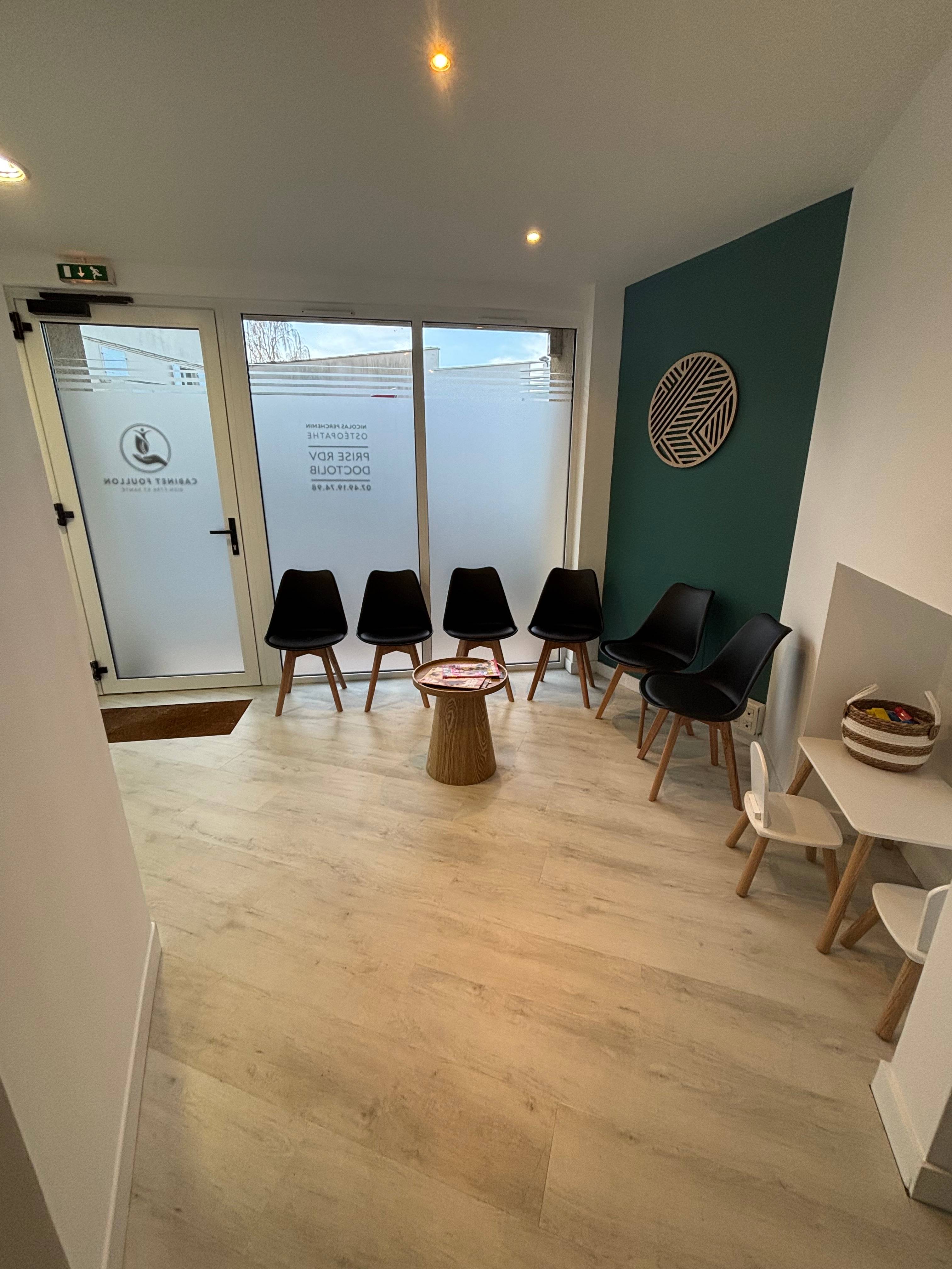 Cabinet Cabinet de Nicolas à Doué-en-Anjou - Photo 1