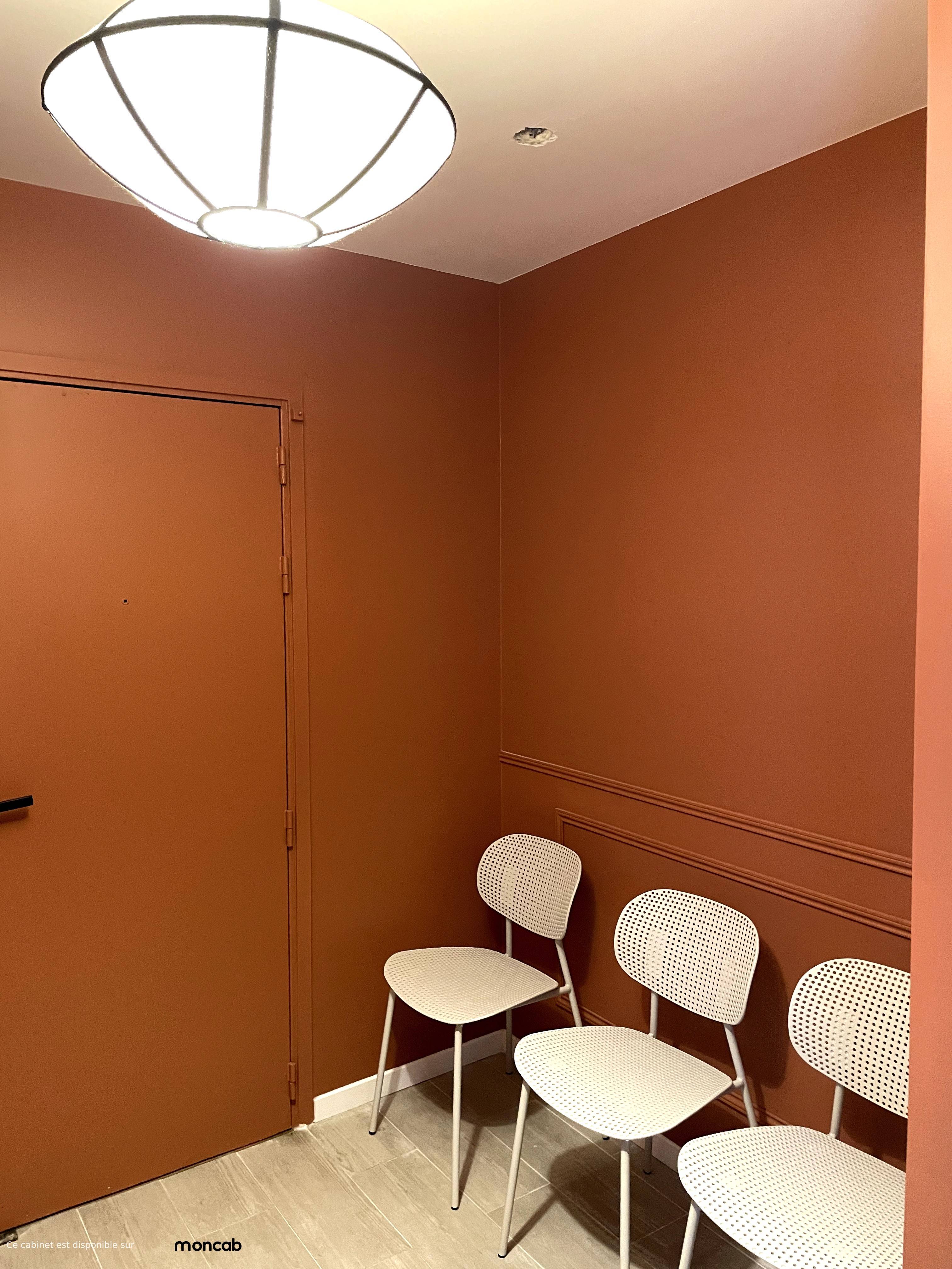 Cabinet Cabinet de Elif à Pantin - Photo 3