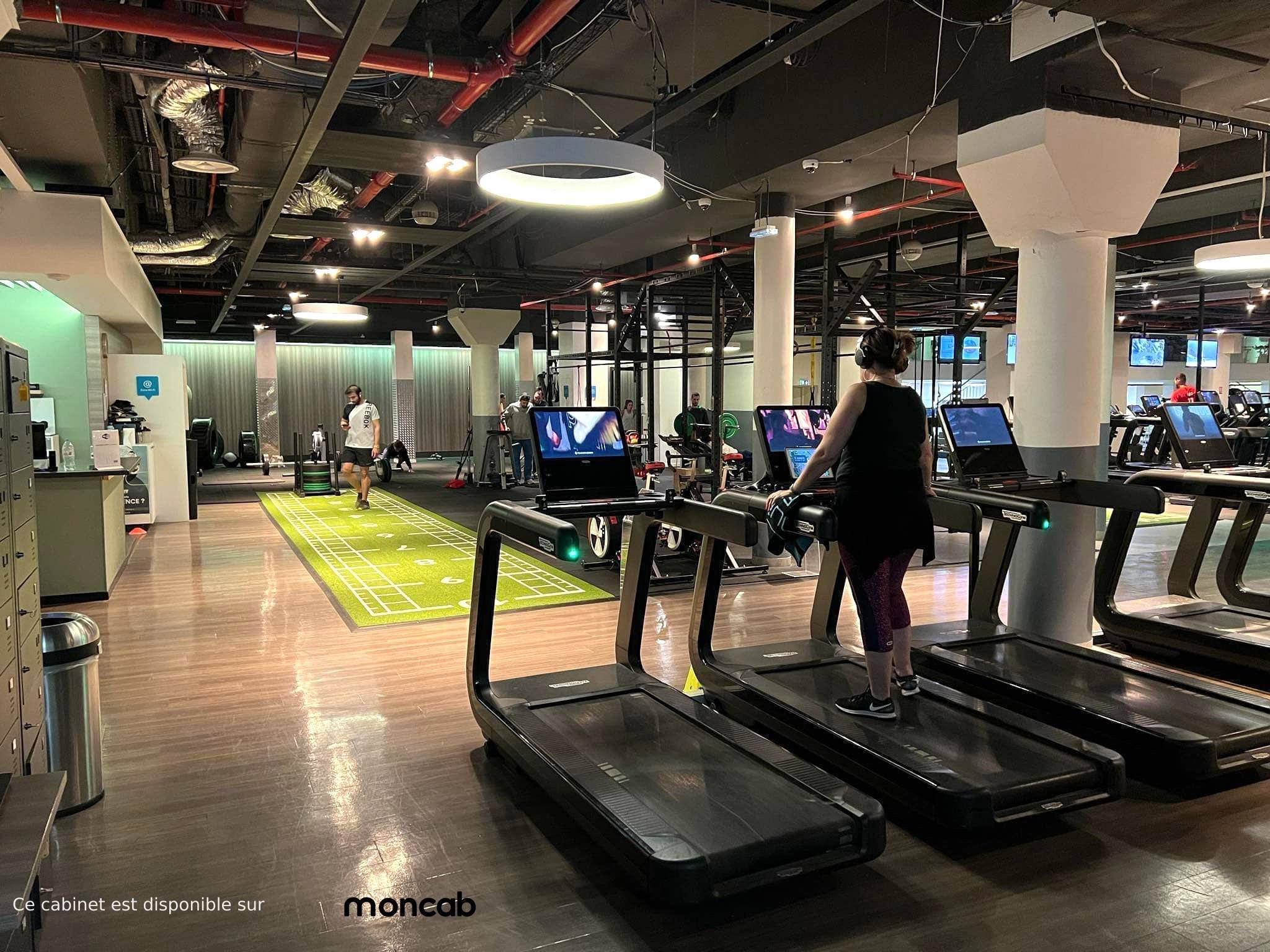 Cabinet Cabinet du sport - Champs Elysées (75008) - Photo 3