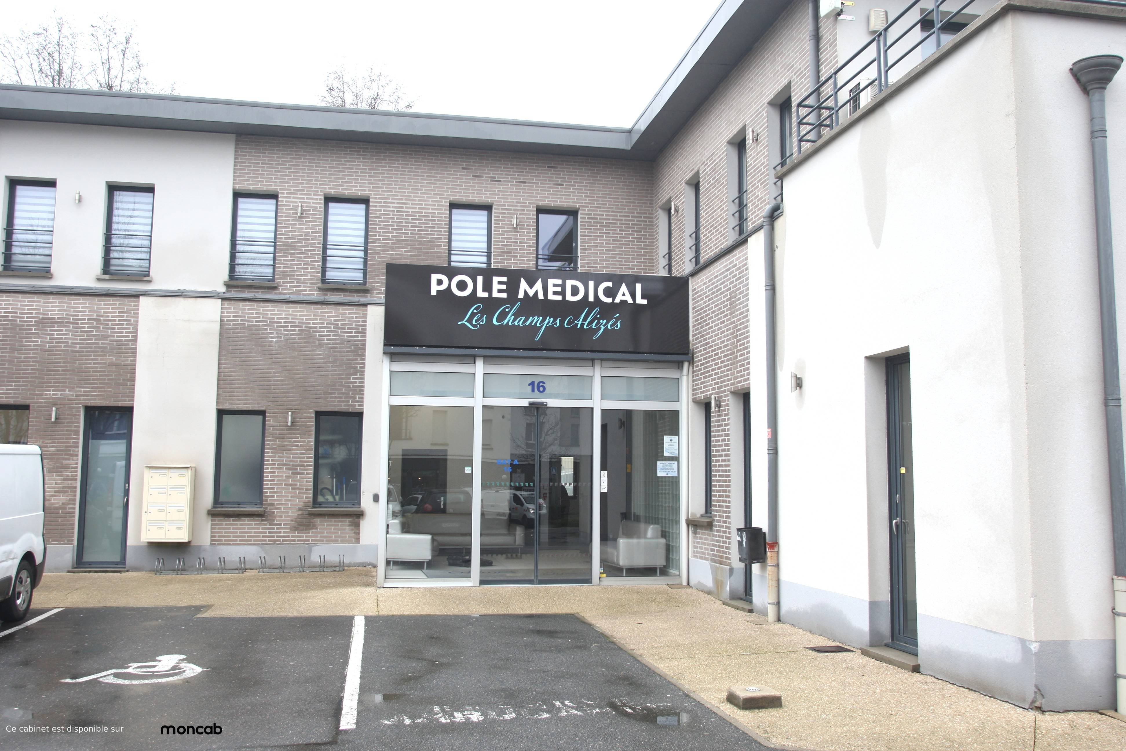 Cabinet Cabinet de DOMINIQUE à Bailly-Romainvilliers - Photo 4