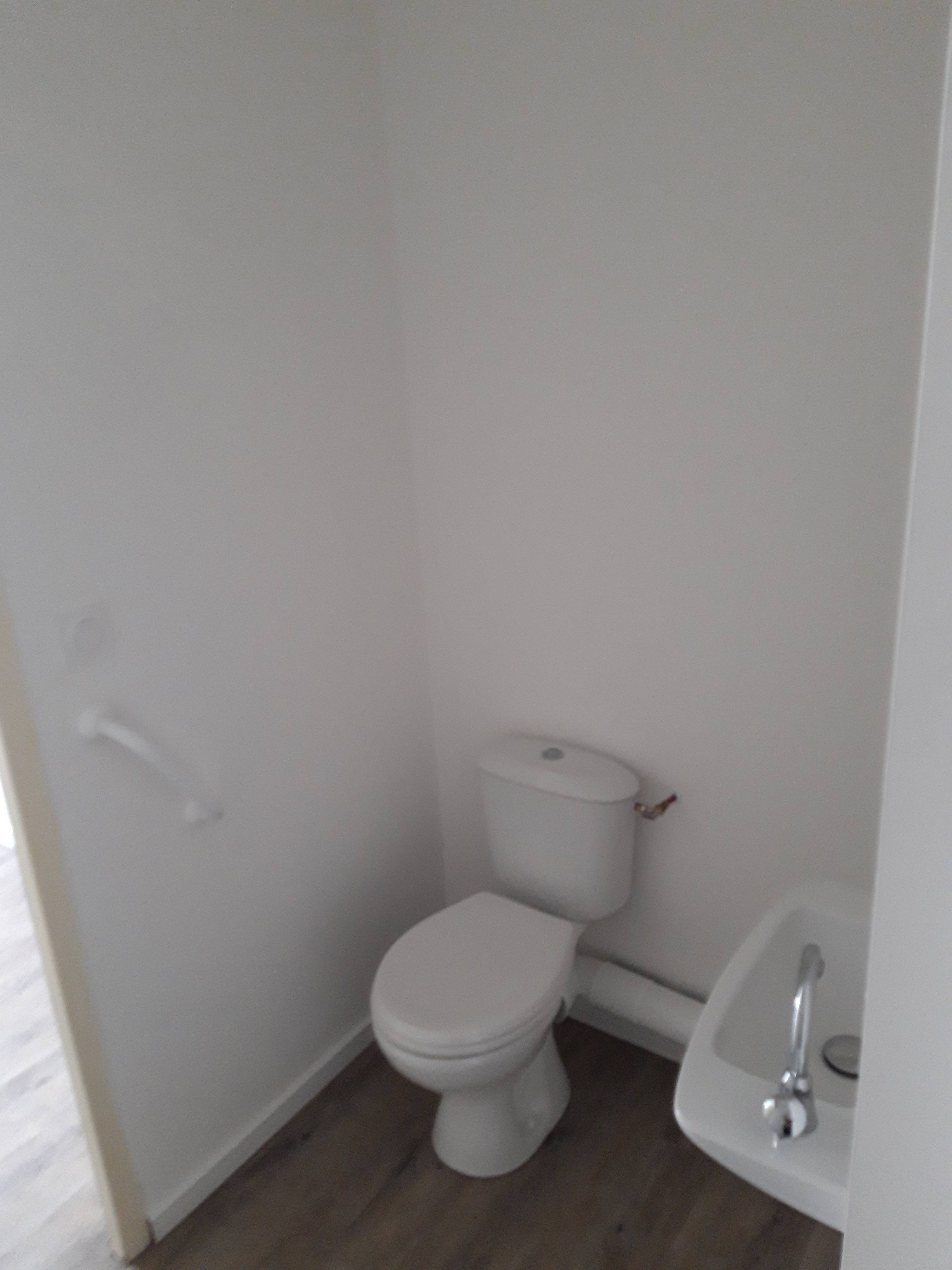 Cabinet Cabinet de Pierre-Louis à Plougoumelen - Photo 4