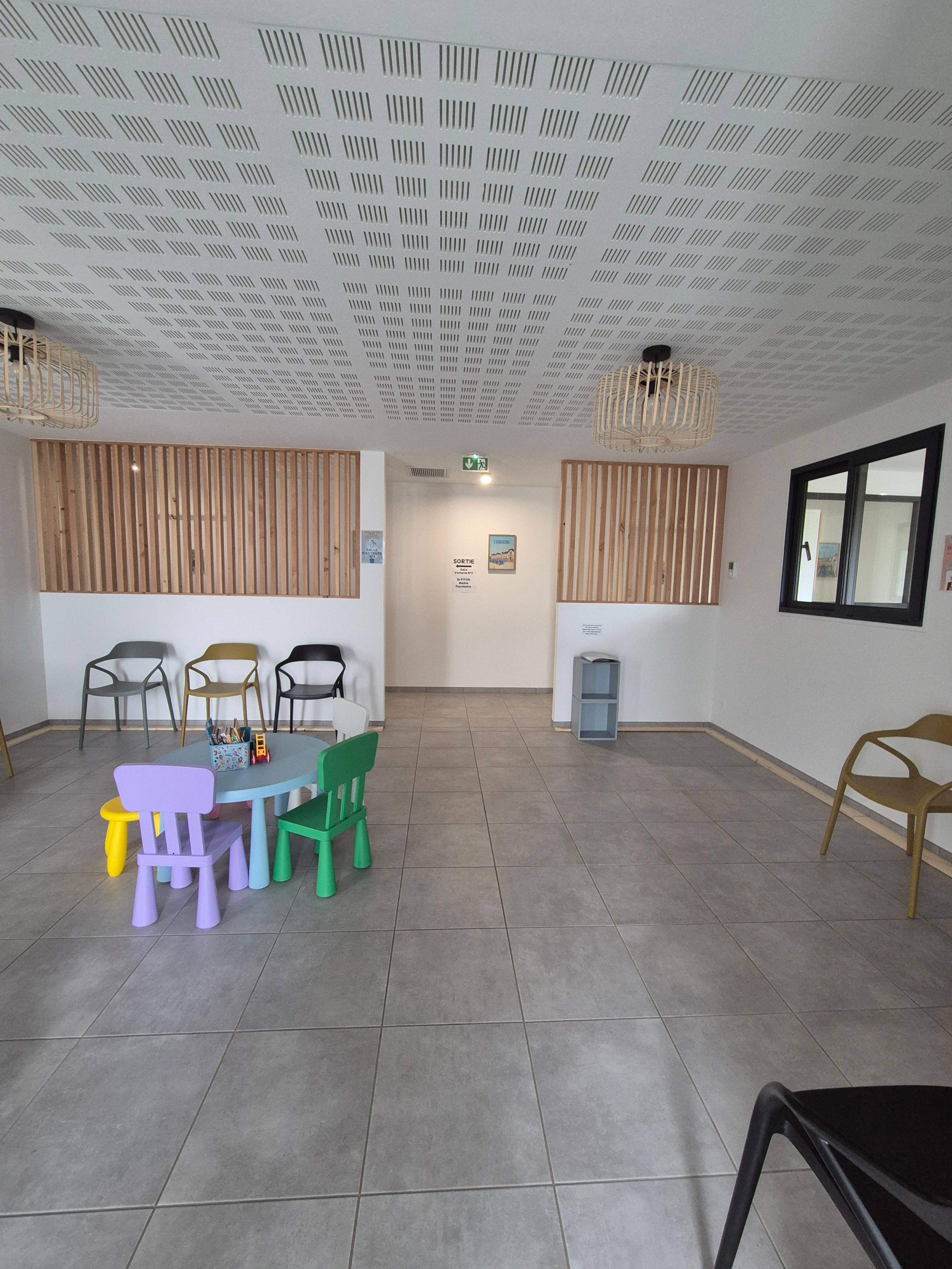 Cabinet Cabinet de Arsène  à Loupes - Photo 5