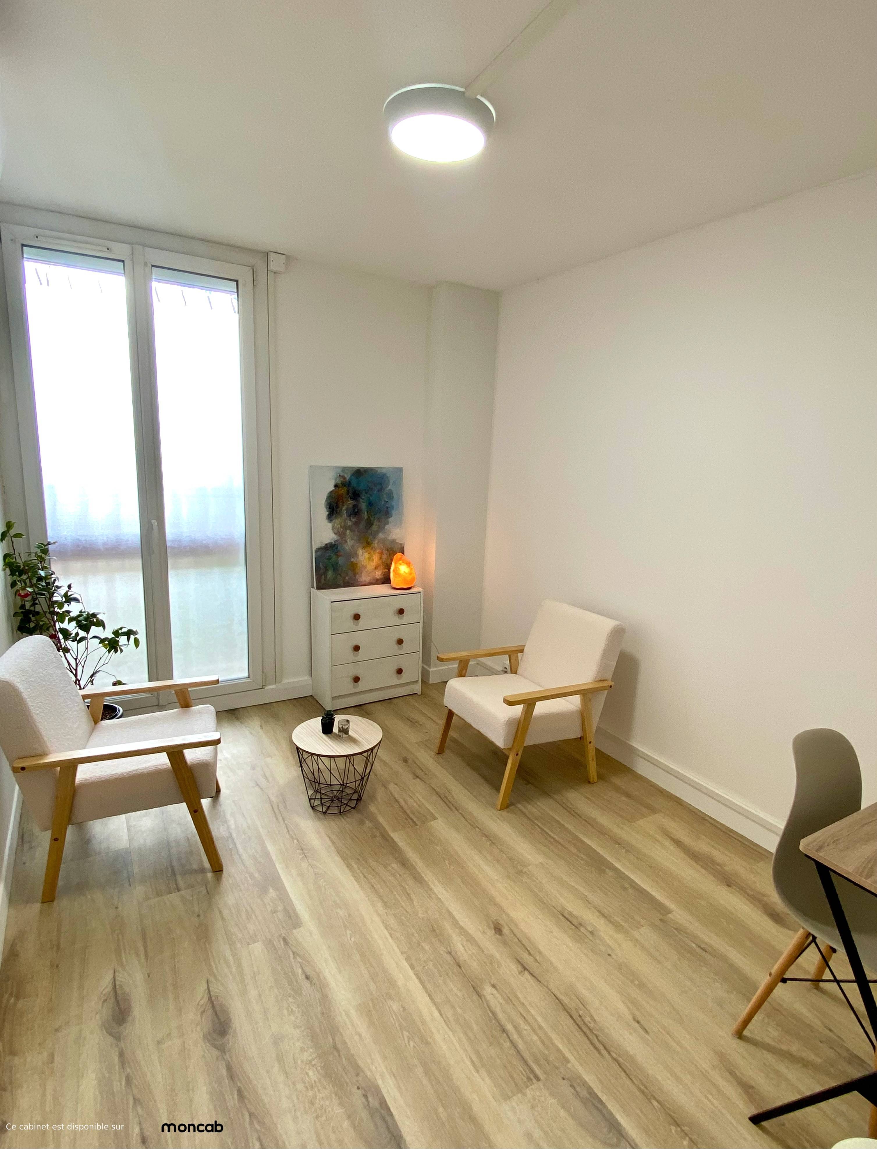 Cabinet Cabinet de TAMARIS à Vitrolles - Photo principale