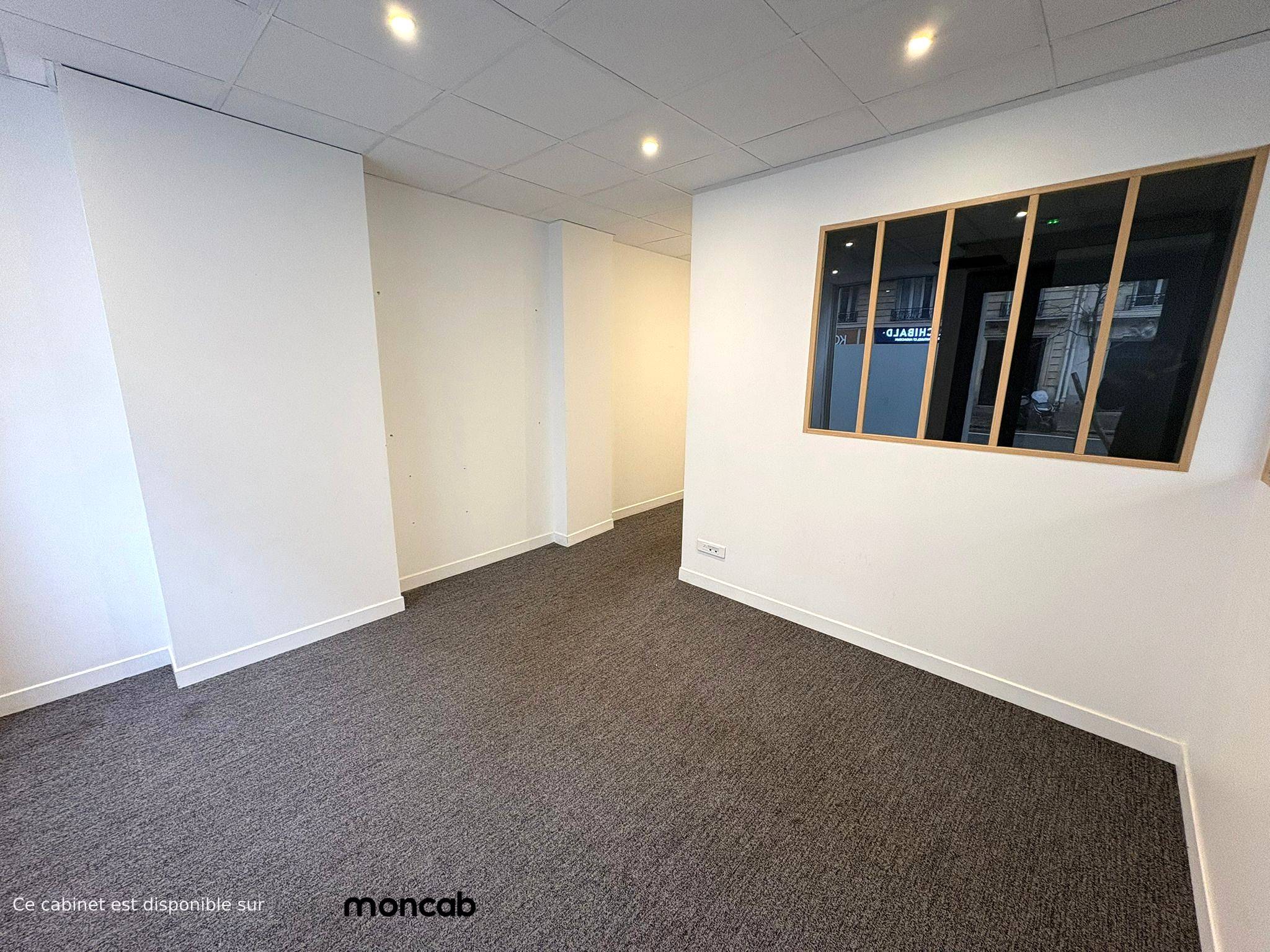 Cabinet Cabinet de Evelyne à Paris - Photo 1