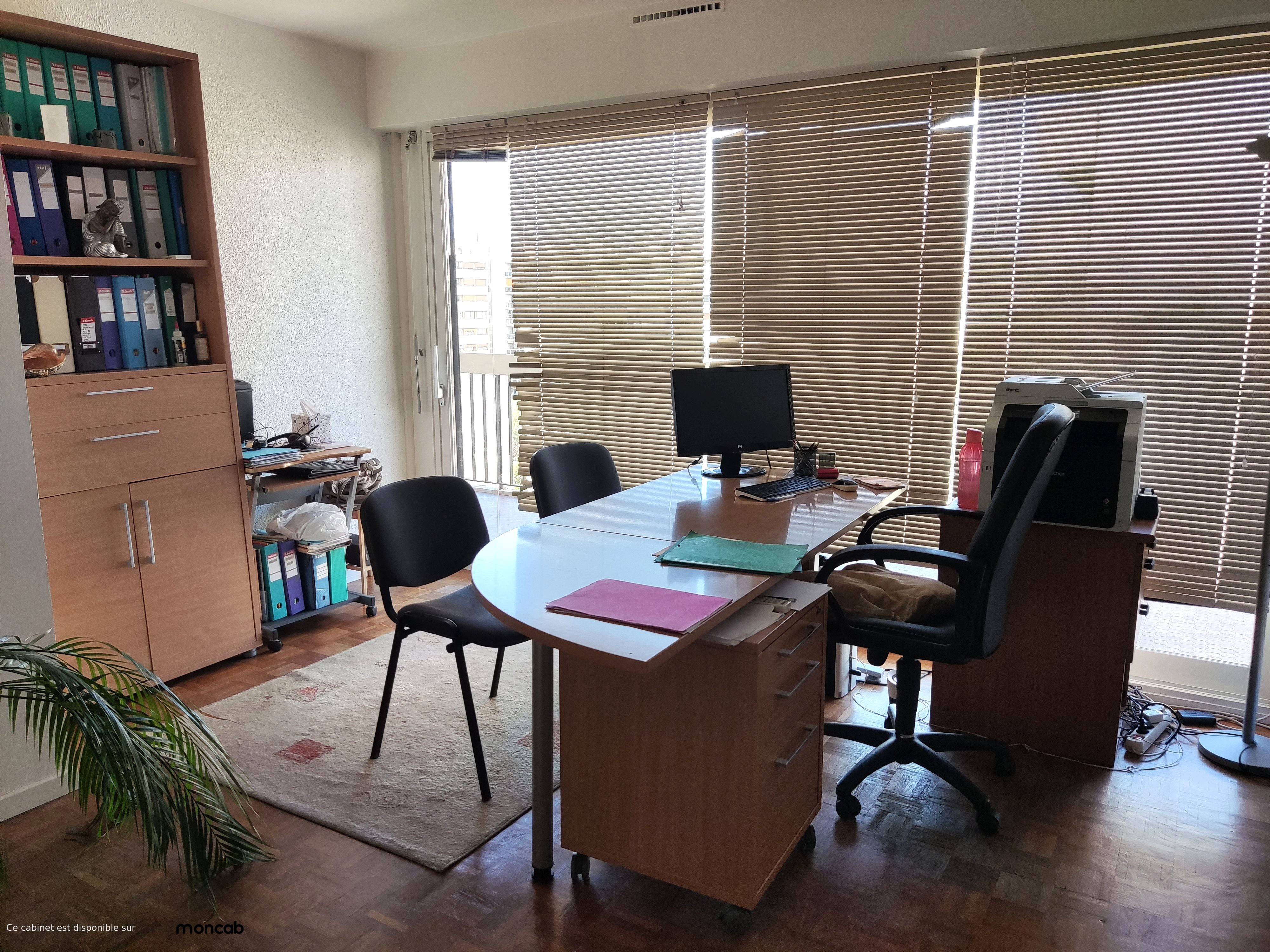 Cabinet Cabinet de Audrey à Marseille - Photo 1