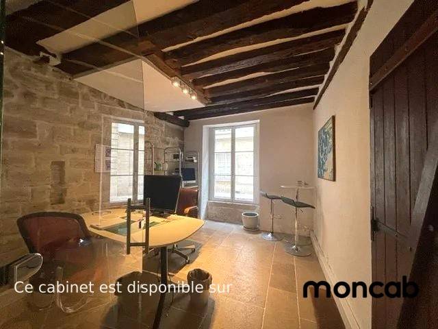 Cabinet Cabinet Saint Paul-Le Marais à Paris - Photo 1