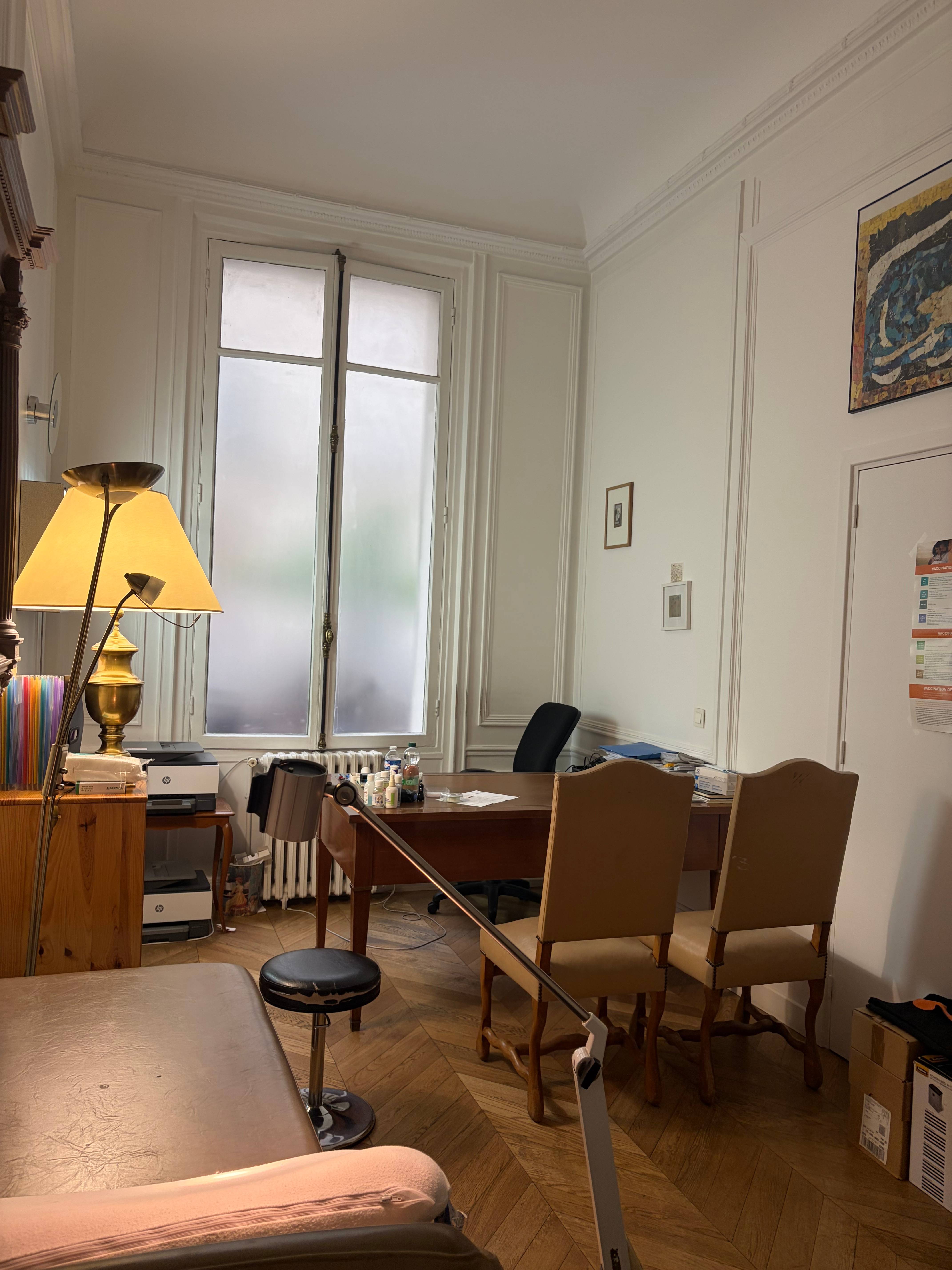Cabinet Cabinet de ANNE-MARIE - Photo 2