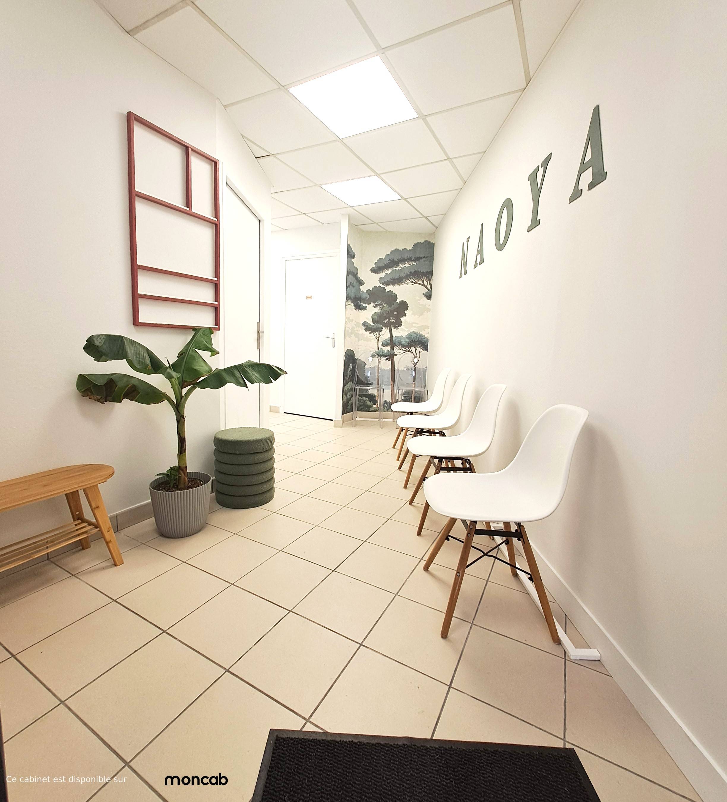 Cabinet Naoya à Nantes - Photo 2
