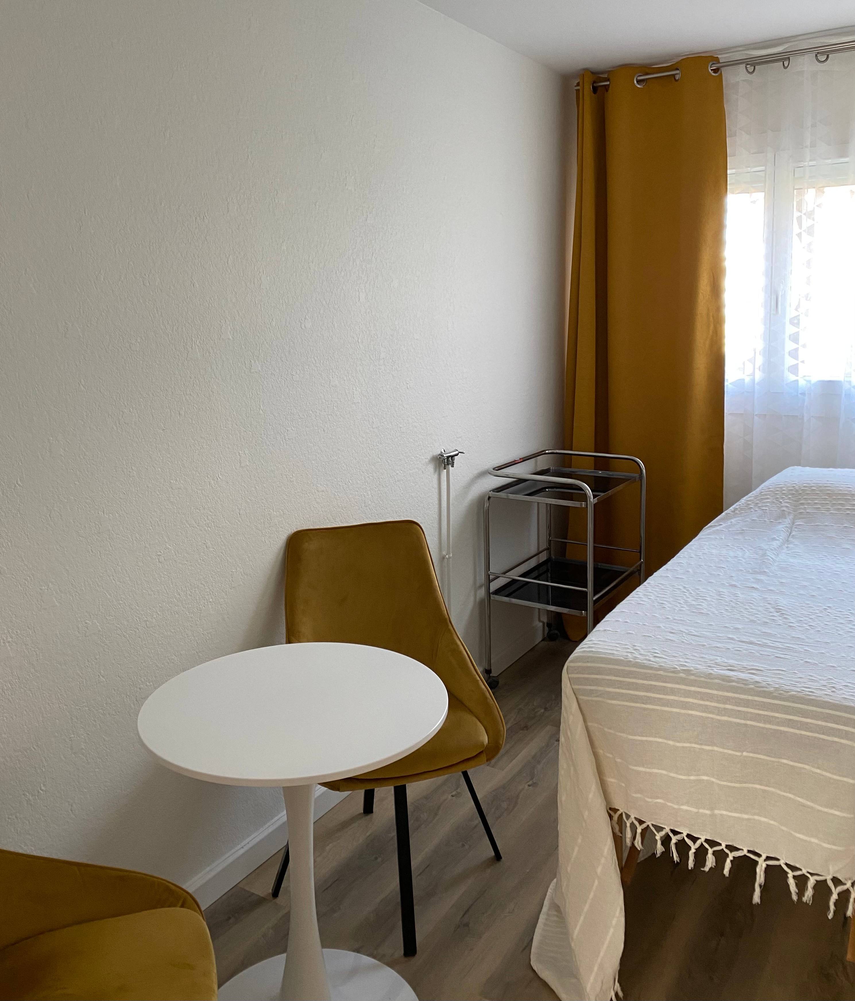 Cabinet Cabinet La Colonie à Vénissieux - Photo 1