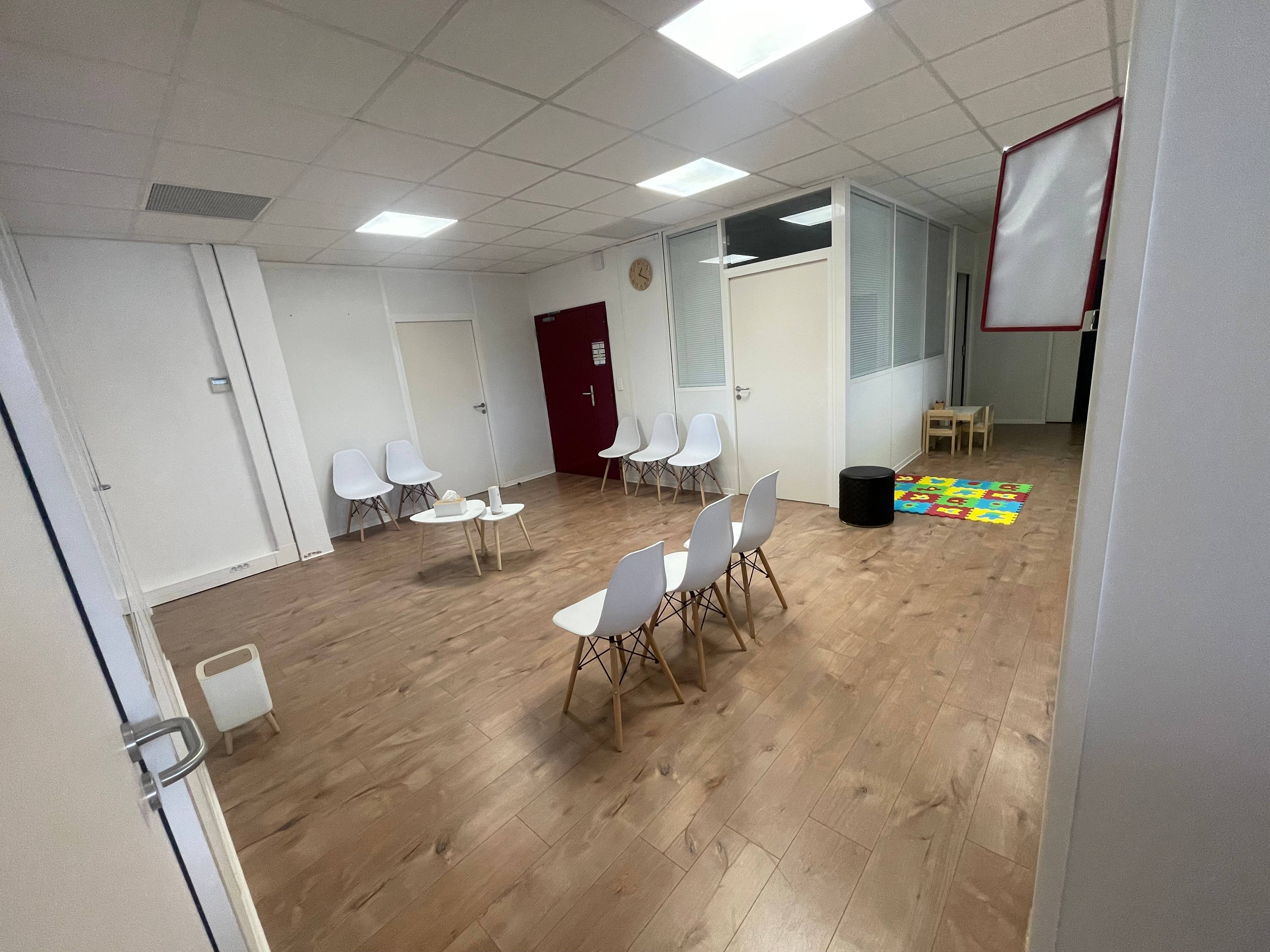 Cabinet Centre paramédical du Tertia 2 à Aix-en-Provence - Photo 7