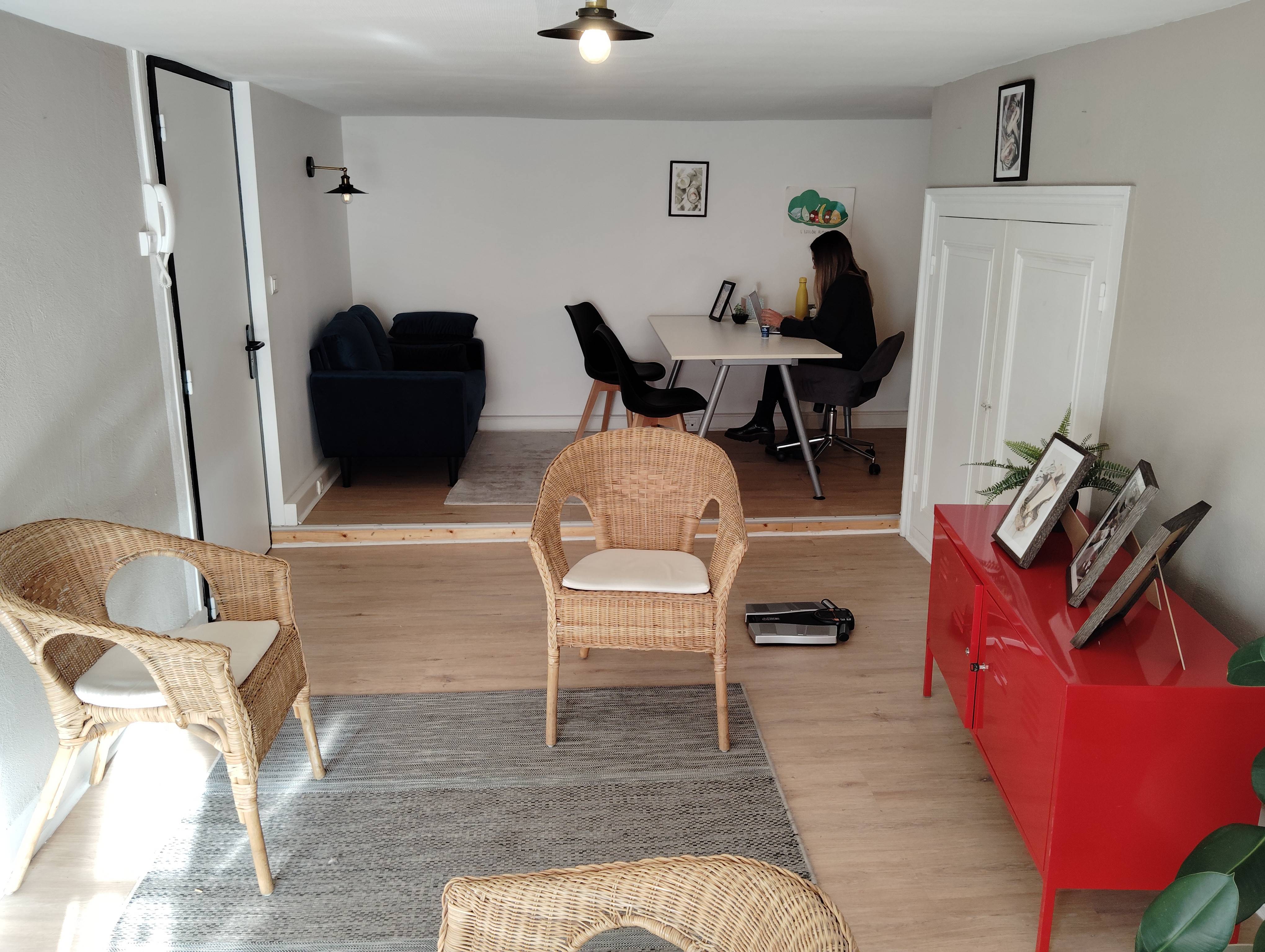 Cabinet Cabinet - Photo 4