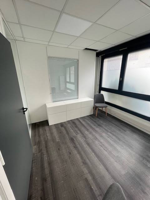 Cabinet Cabinet des Chesneaux à Montmorency - Photo principale