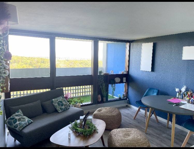 Cabinet Cabinet à Briey-en-forêt - Photo principale