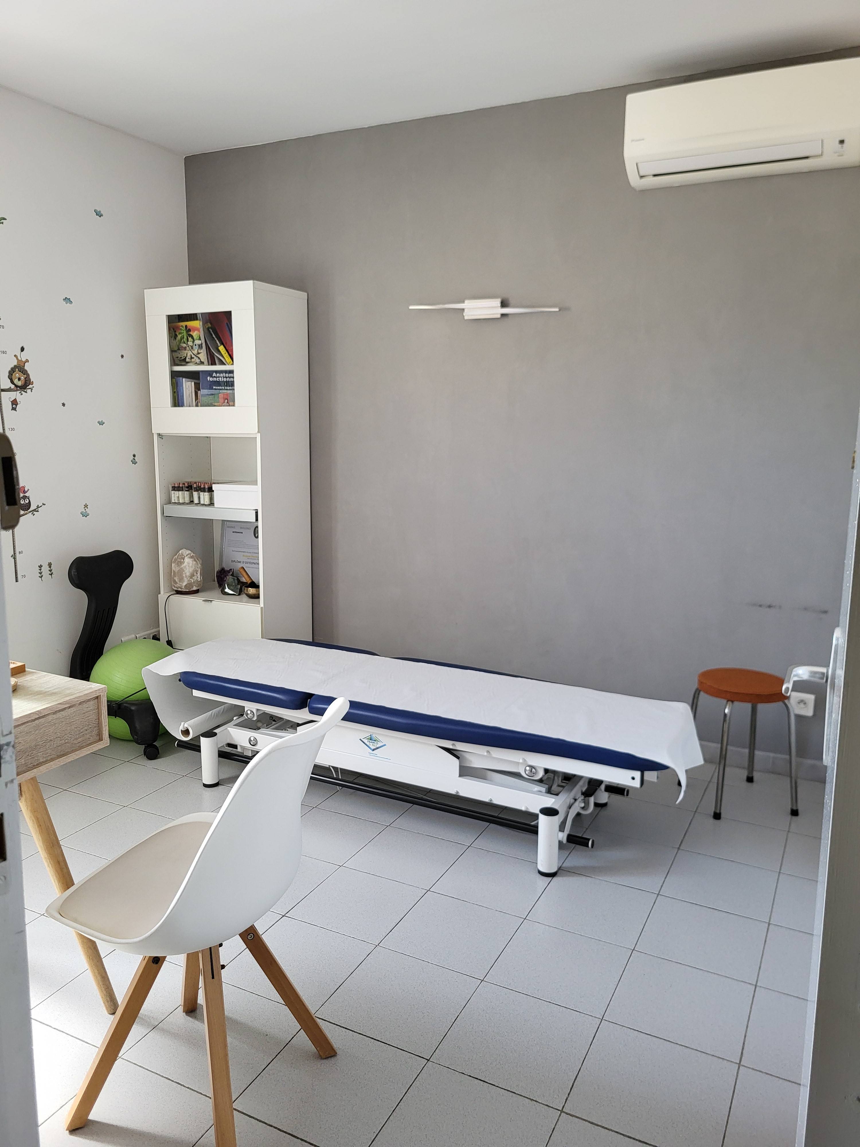 Cabinet Le caducée à La Trinité - Photo 1